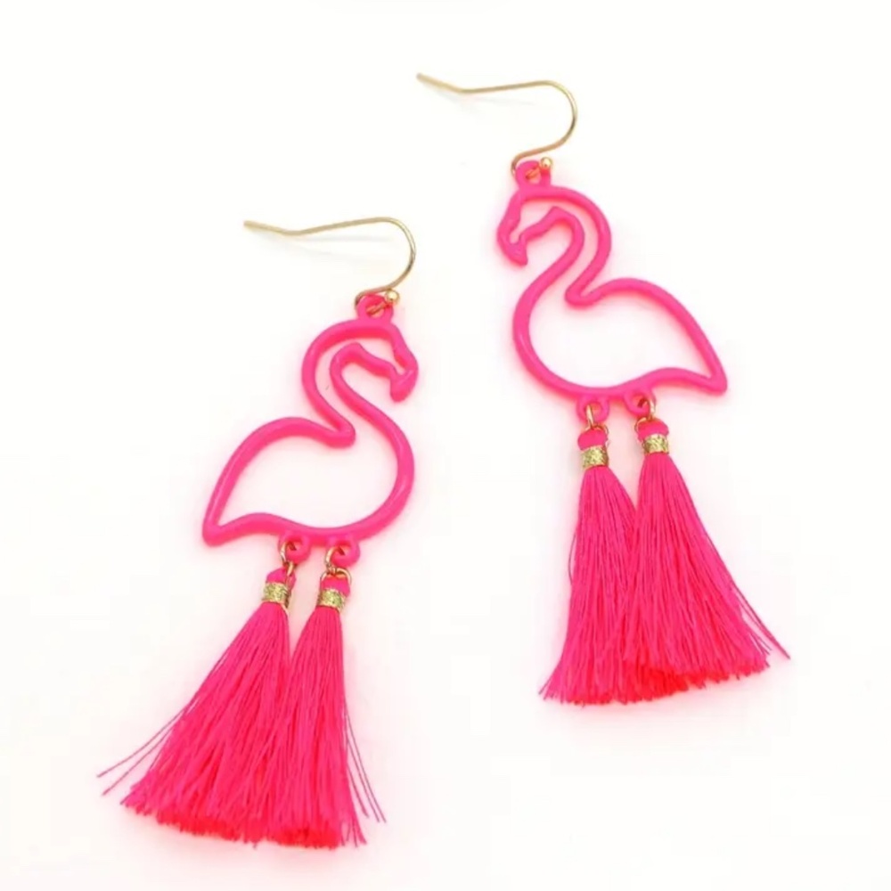 NWT! Pretty in Pink Flamingos Pierced Dangle Earrings with Tassel Legs!